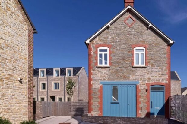 Temple Gardens, North Somerset. ©Historic England